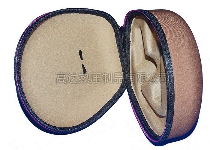 headset carrying case 3.jpg