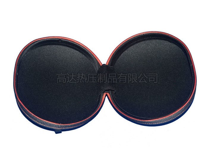 Portable Headphone Carry Case 2.jpg